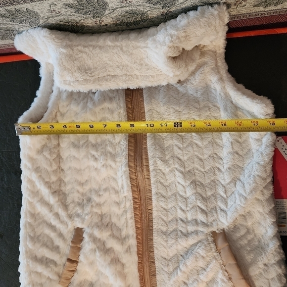 TeezHer Reversible Full Zip Vest Size S NWT - Picture 11 of 12
